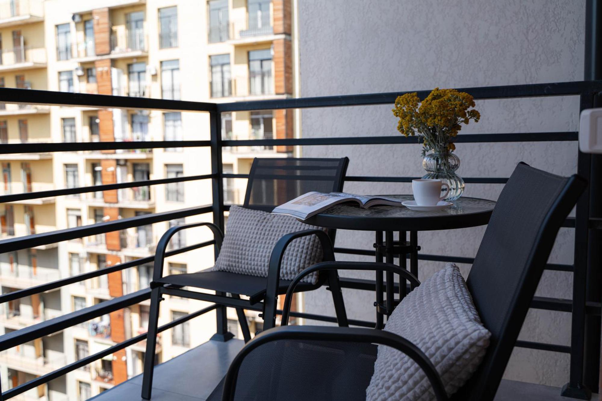 Easy Rest Apartment Tbilisi Ngoại thất bức ảnh